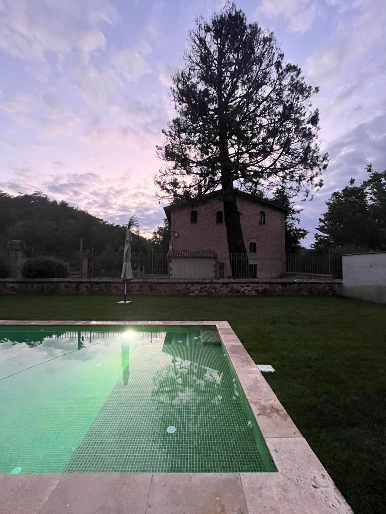 Casa Fabregas - Benestar Natural Виладрау Екстериор снимка